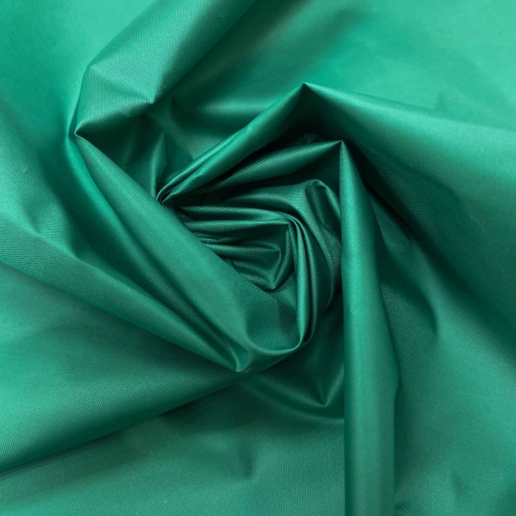 Ткань плащевая "Таффета Шайн" 300Т цвет.5425 зелёный 60г/м2
